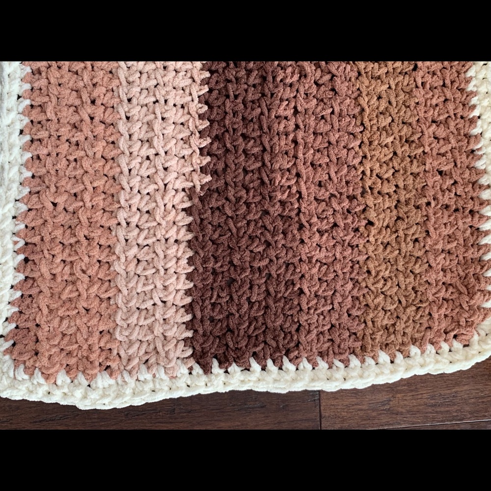 Hand Made Rug - Picture 2 of 6